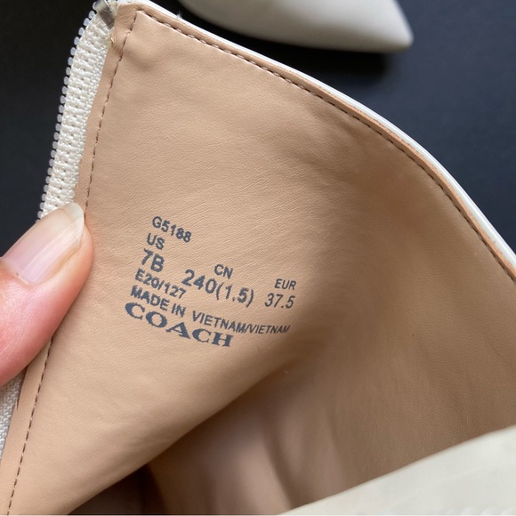 Coach Chalk Patent Leather Jewel Kitten Heel Ankle Bootie, Sz 7 - Picture 11 of 15